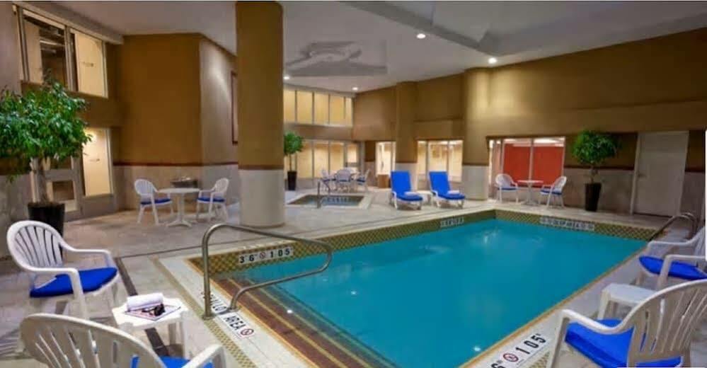 Hilton Garden Inn Toronto Airport Mississauga Buitenkant foto